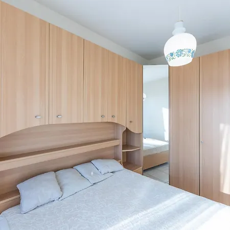 Apartment Seaview With Terrace, Cleaning Included *