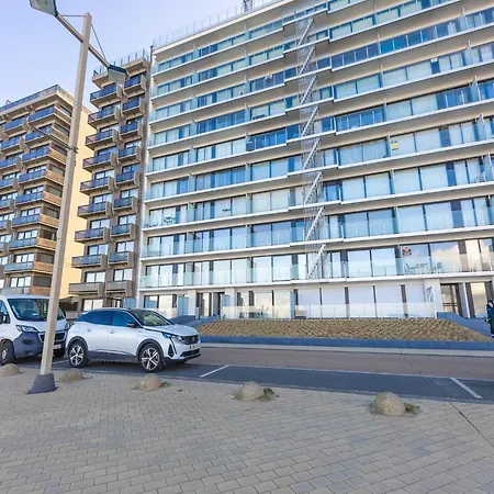 Seaview With Terrace, Cleaning Included Apartment *